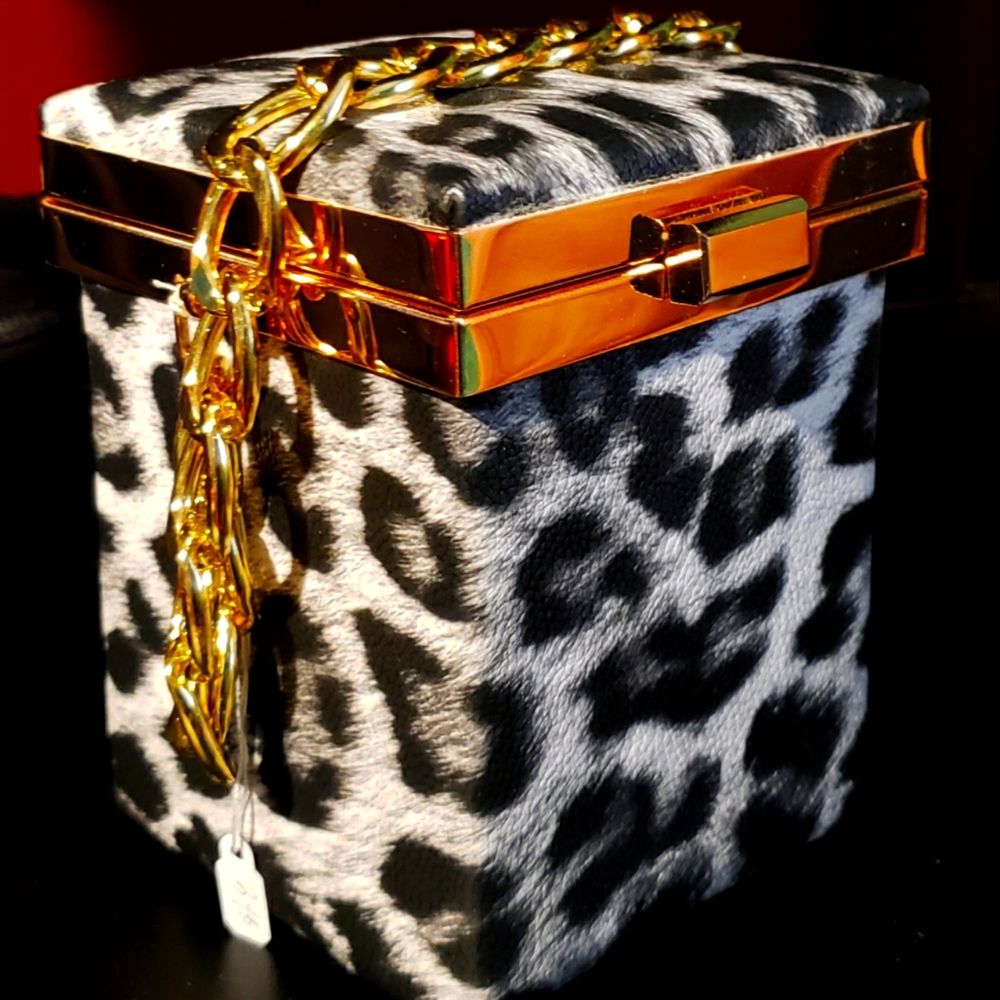 Handbag